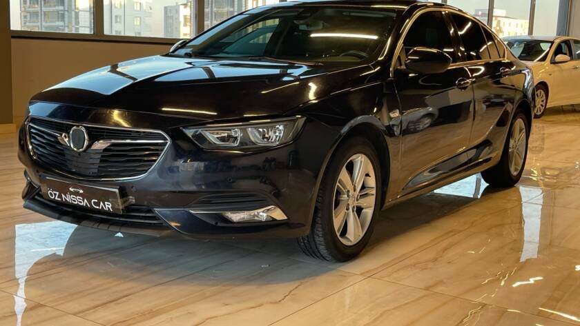 OPEL İNSİGNİA